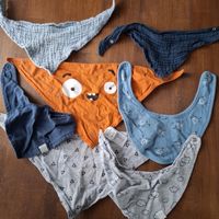 Lätzli-Set für Babys – Vielseitig und in gutem Zustand