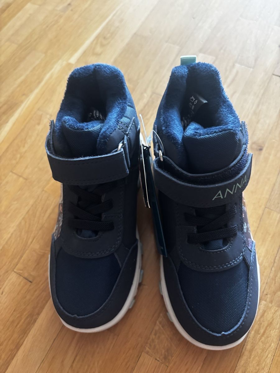 Scarpe per ragazzi: Kinder schuhe – Nuovo e nell'imballaggio originale da Zürich venduto da infoDSSWISS