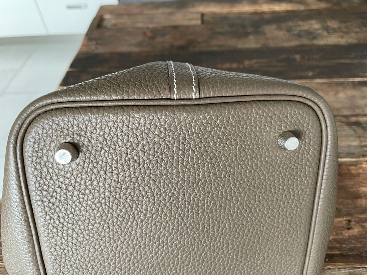 Hermès Borse da donna: Hermès Picotin 22 in etoupe – Usato da Sissach venduto da Monkbay 5
