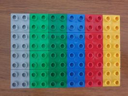 Lego Duplo (G81) 24 Bausteine 2x2 Noppen