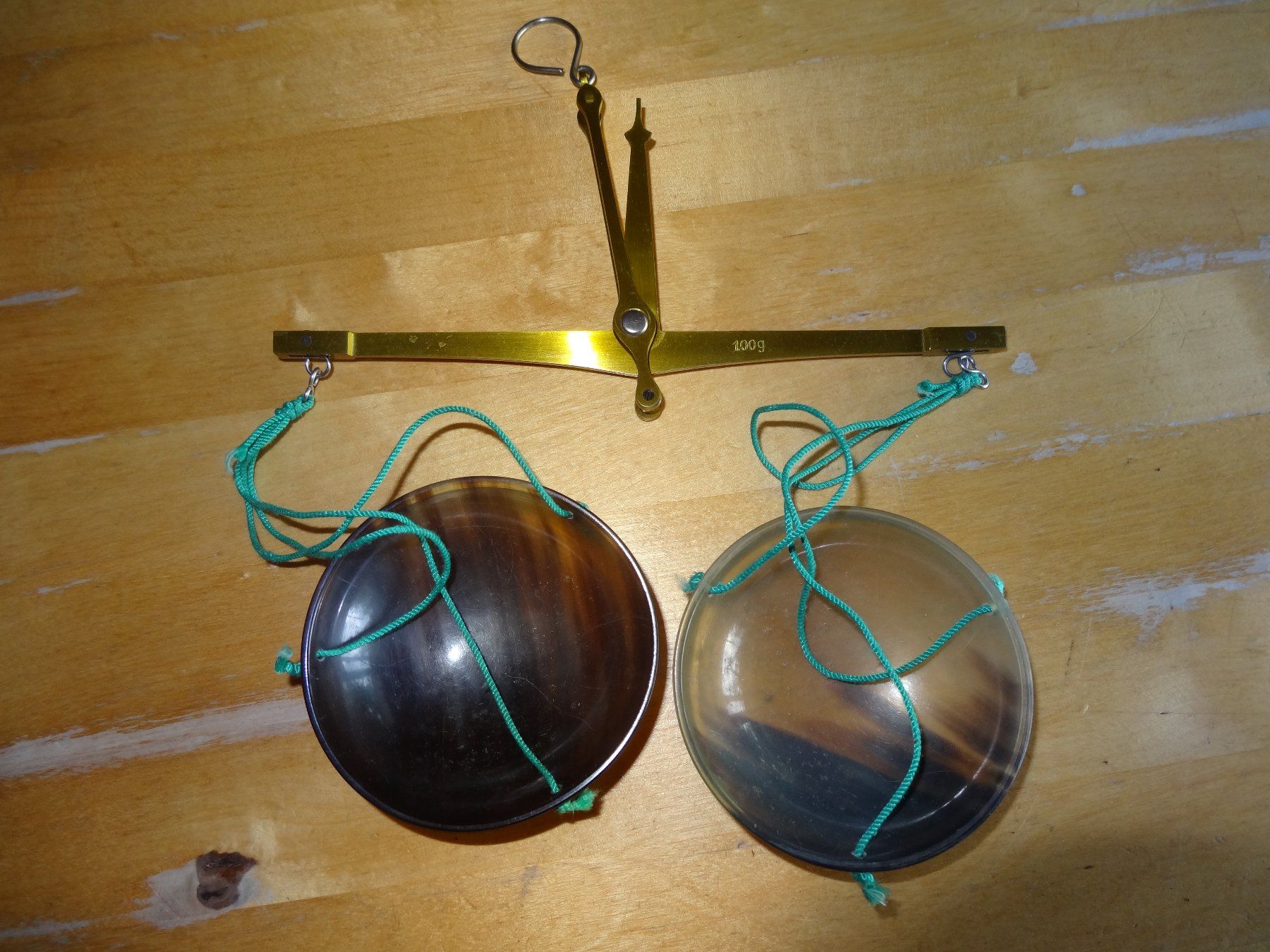 Accessori da laboratorio: balance d'orfèvre antique – Usato da Rebeuvelier venduto da falcon58 1
