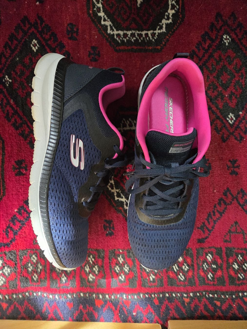 Skechers Scarpe da donna: Skechers Graceful Get Connected - Blu e Rosa - Taglia 40 – Usato da Rancate venduto da Danijjj3 3
