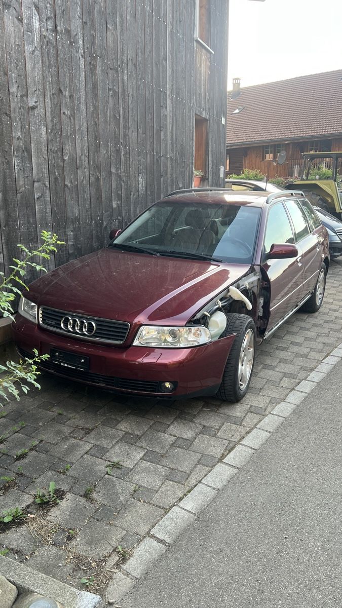 Audi Autos: Audi A4 b5 2.8 V6 – Gebraucht aus Pfäffikon ZH von IvenWicki007
