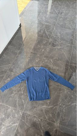 Pull en maille homme bleu col V taille M