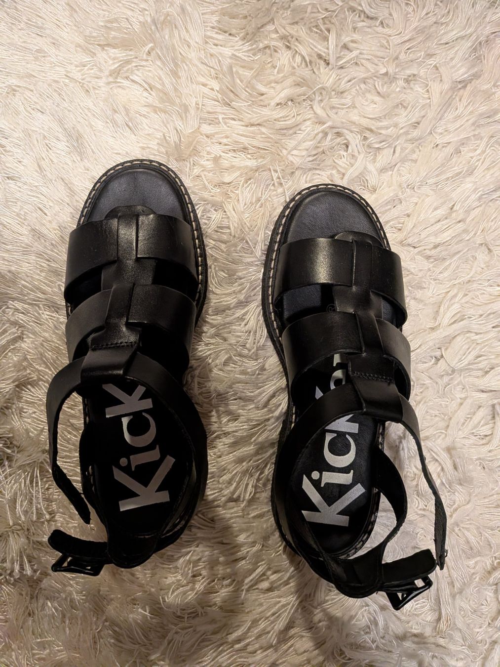 Kickers Chaussures femmes: Sandalen Kickers – D'occasion à Wangen ZH par rom_9c8d 2