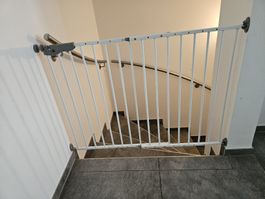 reer Baby Türgitter/ Treppengitter zum Schrauben, 75-110cm