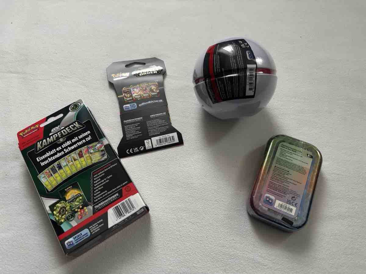 Pokémon Sammelbilder & Trading cards: Pokemon Set Kampfdeck - Pokeball - Mini-Tin - Boosterpack – Neu und originalverpackt aus Mülligen von atwag 5