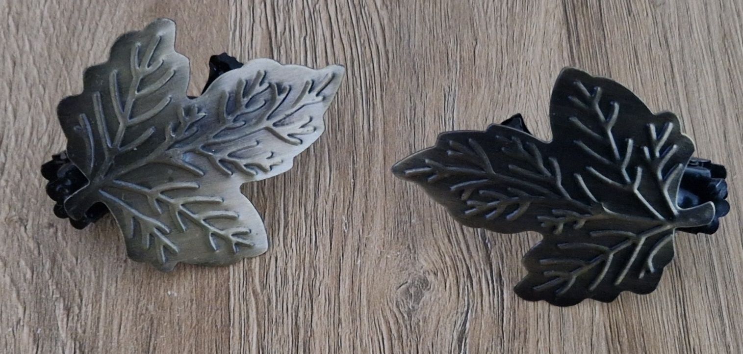 Tutte le decorazioni: Pour rideau – Usato da Couvet venduto da Pioune