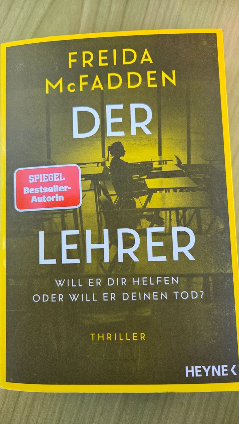 Bücher: Freida McFadden Der Lehrer – Gebraucht aus Weggis von Leeclipse