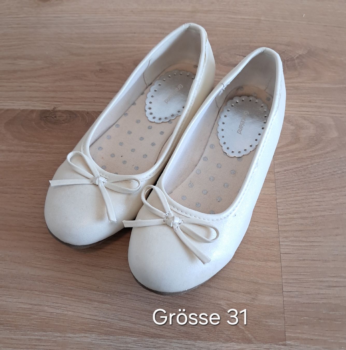 Schuhe für Mädchen: Mädchen Ballarinas – Gebraucht aus Abtwil von sabrina080