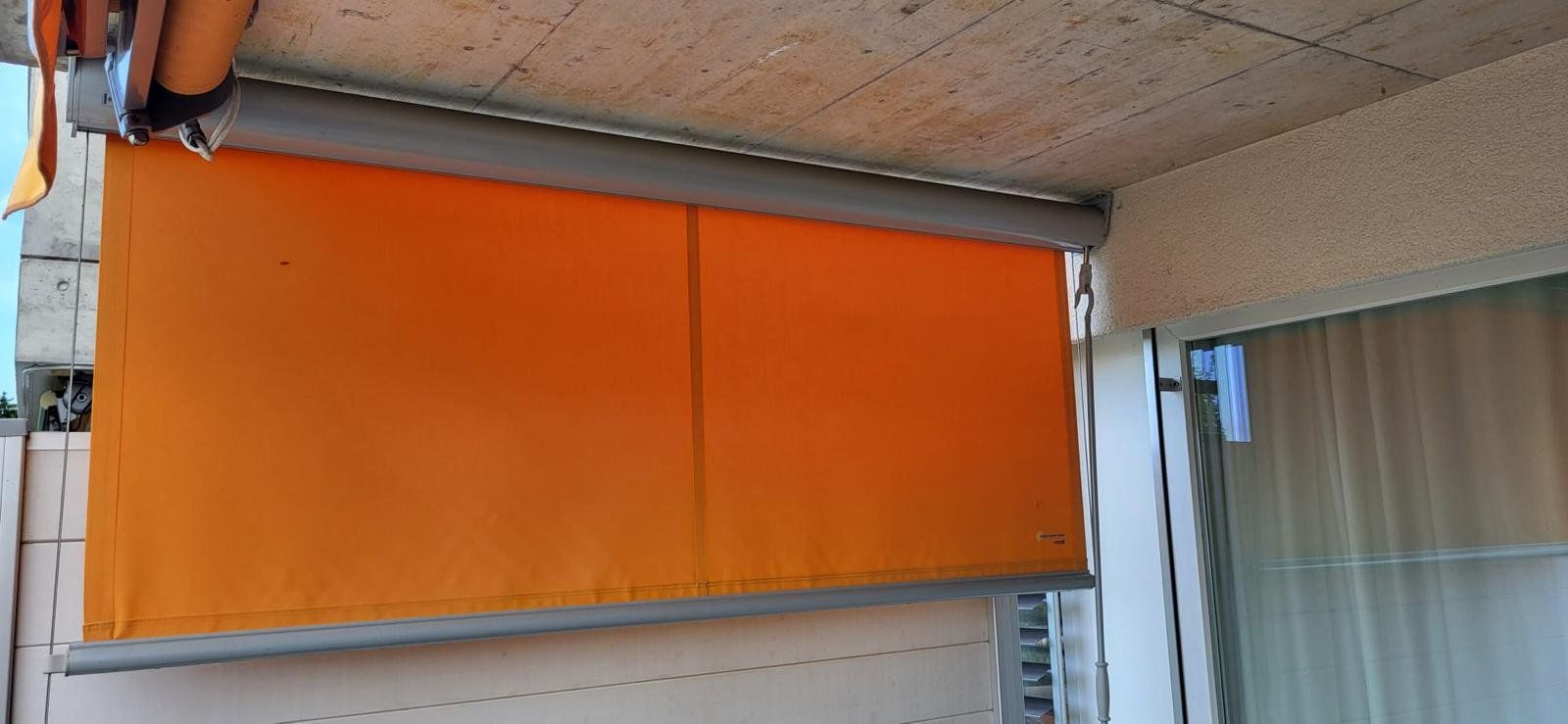 Tende da sole: Sonnenstoren Vertikal – Usato da Eggenwil venduto da Panda-Baer