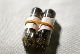 2x Röhre / Tube / Vacuum-Tube PHILIPS ECC86 / ECC 86, Eindh.