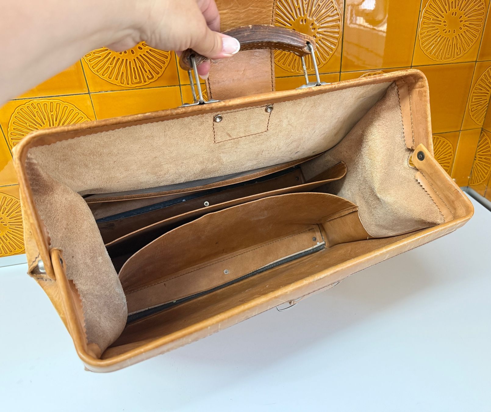 Valigie & Borse: Tasche Aktentasche Ledertasche alt – Usato da Gerlafingen venduto da HungerDiva 3