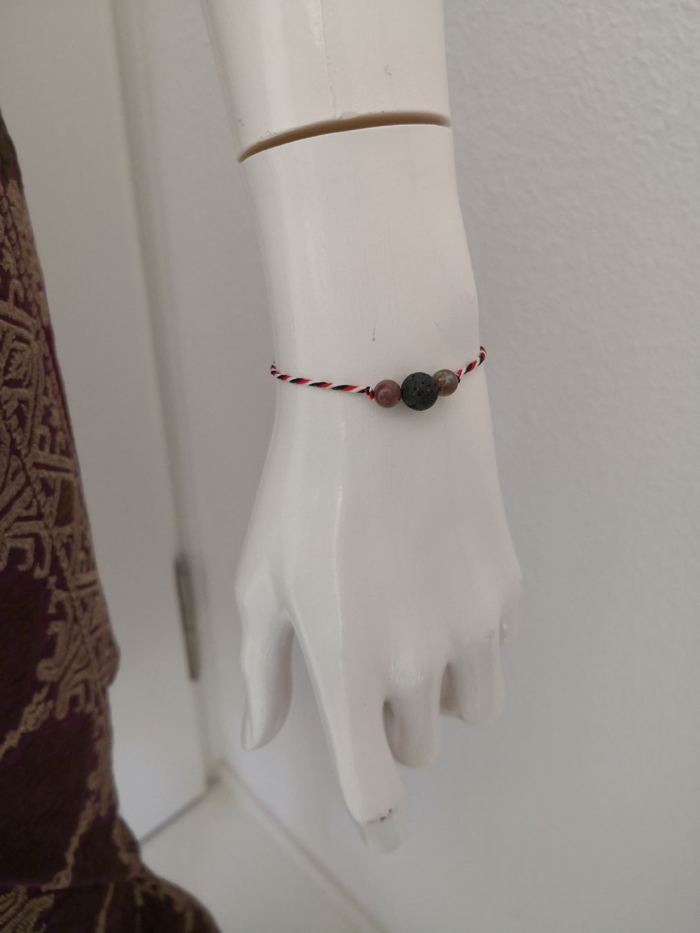 Armbänder & -reifen: 🤩DREIFARBIGES GLÜCK-ARMBAND MIT JAVA-STEIN & PERLEN NEU – Neu (gemäss Beschreibung) aus Olten von Naja-Twins-Twins 2