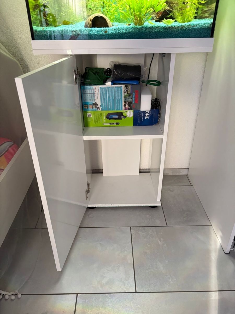 Acquari: Juwel Aquarium mit Unterschrank – Usato da Unterlunkhofen venduto da Fabio250 1
