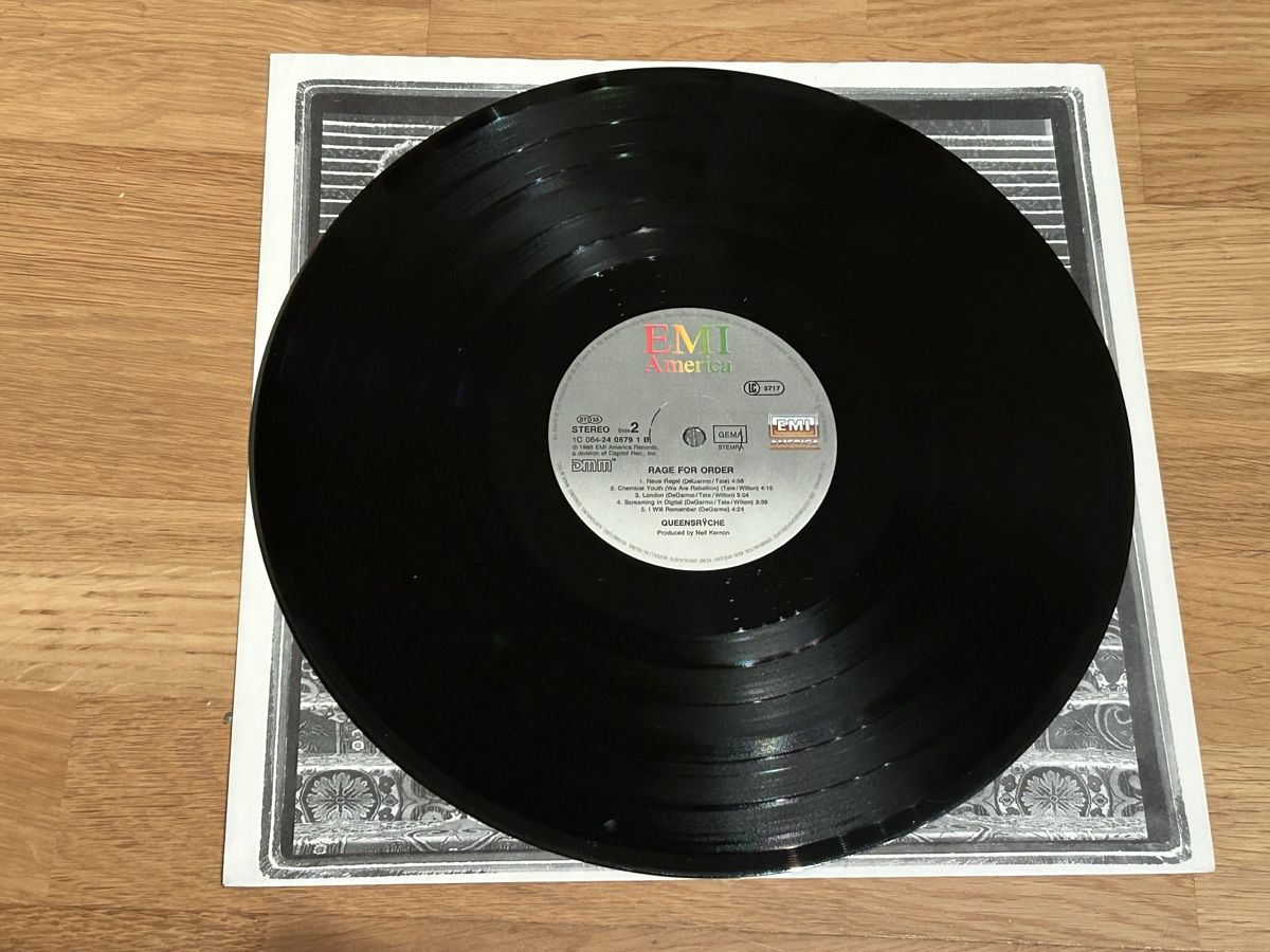 Dischi in vinile: Queenrÿche. 1986. Rage For Order – Usato da Faulensee venduto da Mizuno06 5