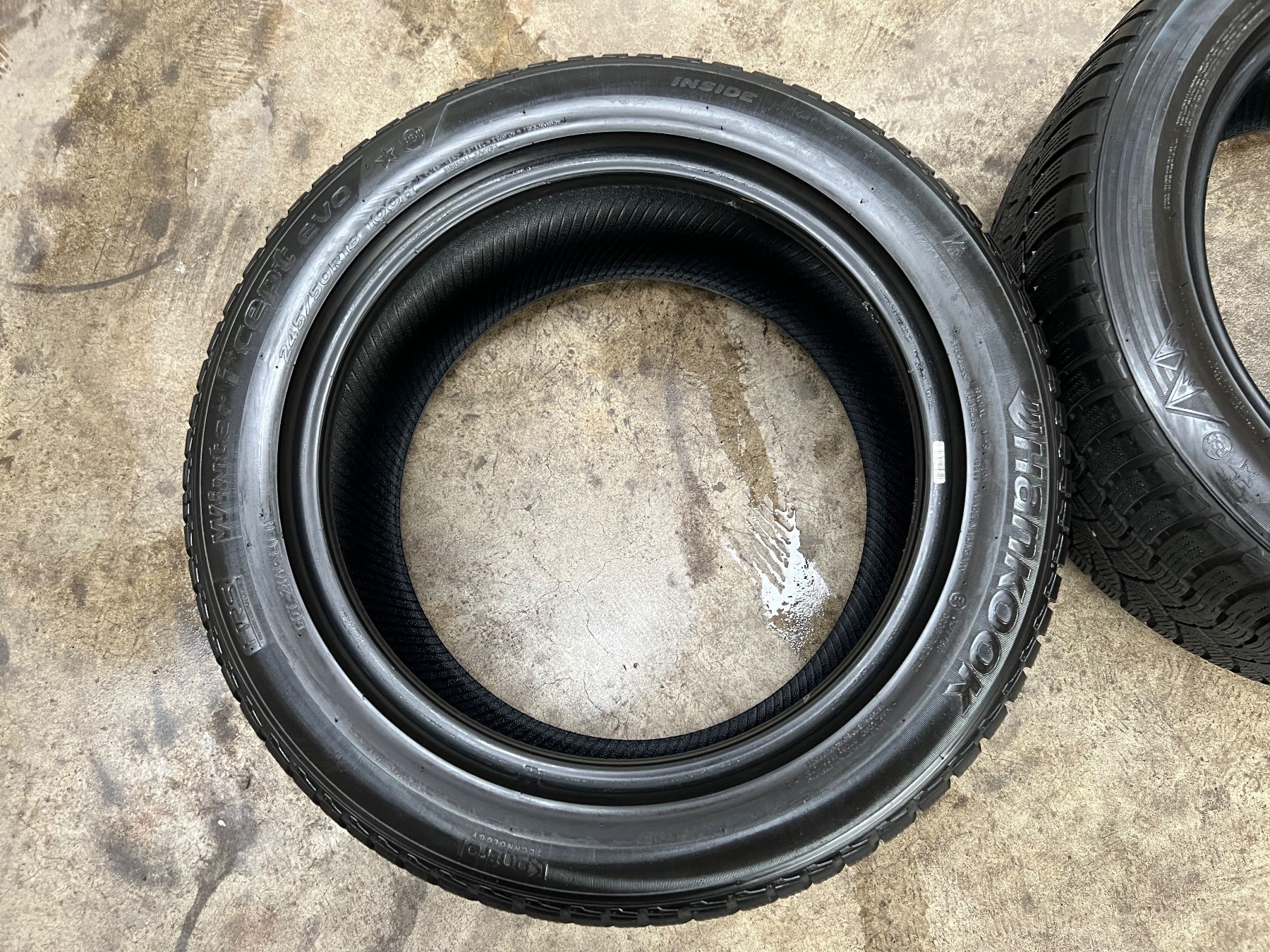 Hankook Pneumatici & Ruote complete: Winterreifen 245/50/R18 100H M+S – Usato da Feuerthalen venduto da ItsKruusty 1