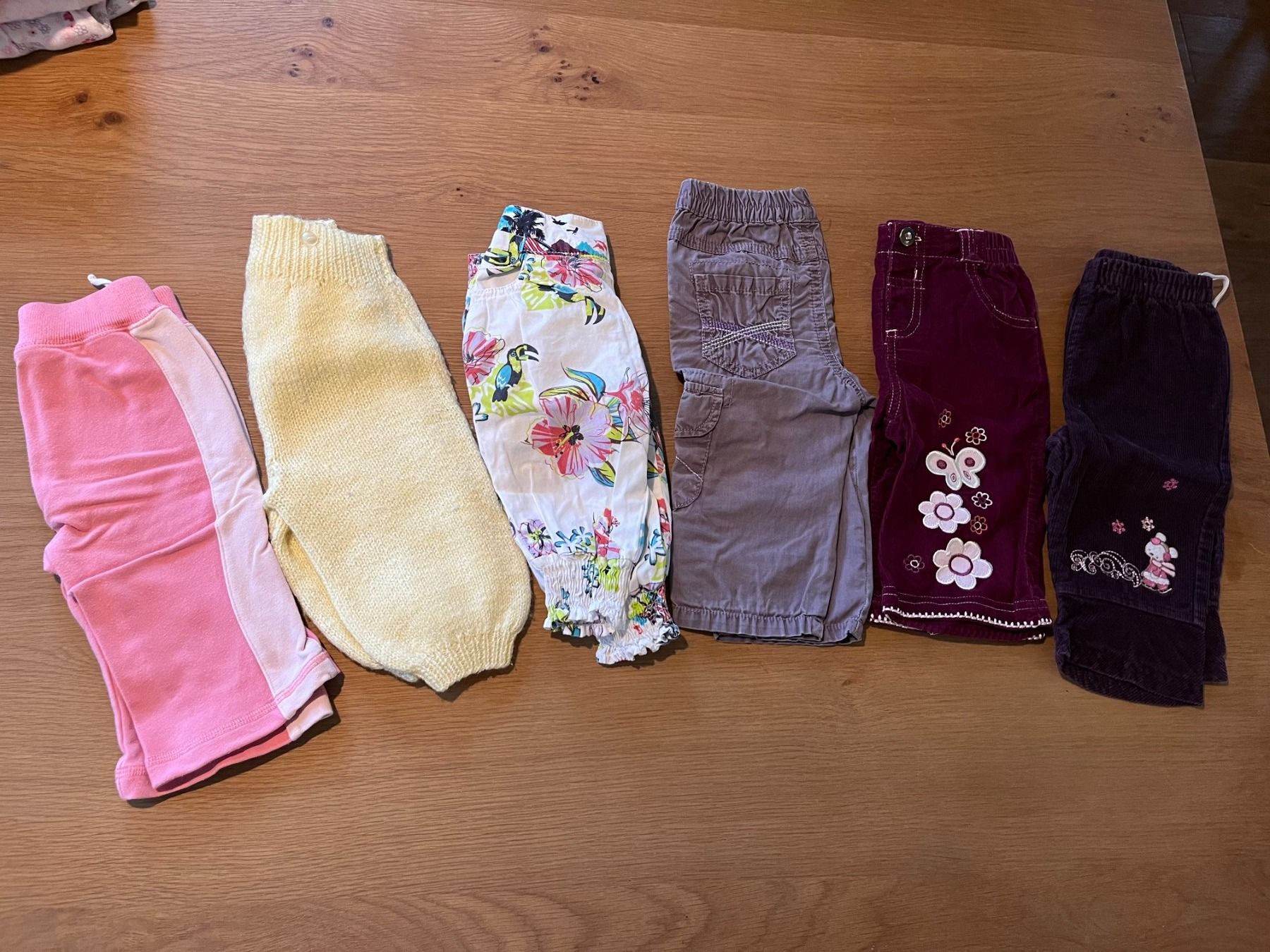 Pantaloni: 6 Hosen Baby Mädchen – Usato da Wolfwil venduto da NewGirl