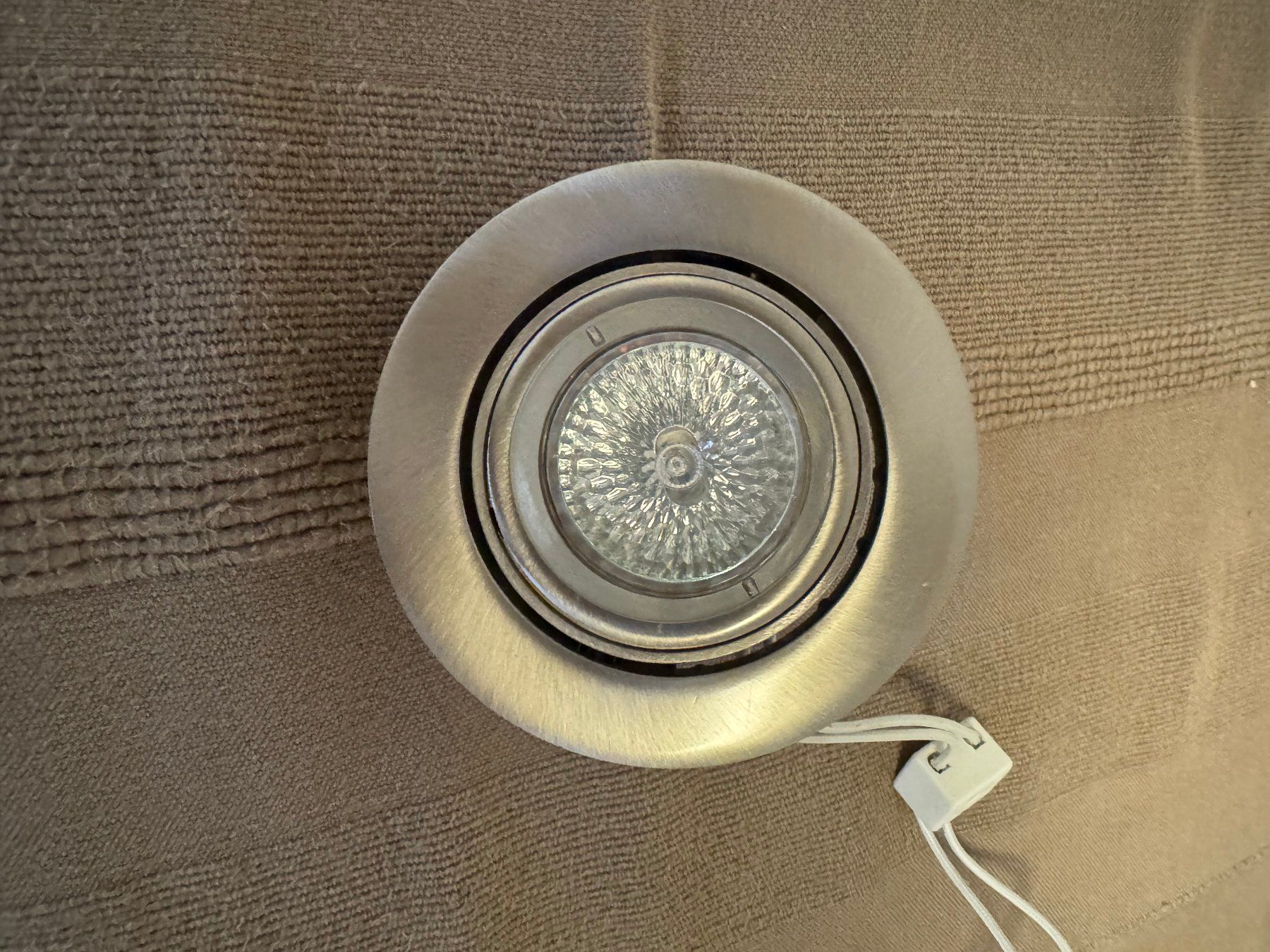 Lampadari & plafoniere: 8 Halogenspot inkl. Trafos – Usato da Bazenheid venduto da Mgunner