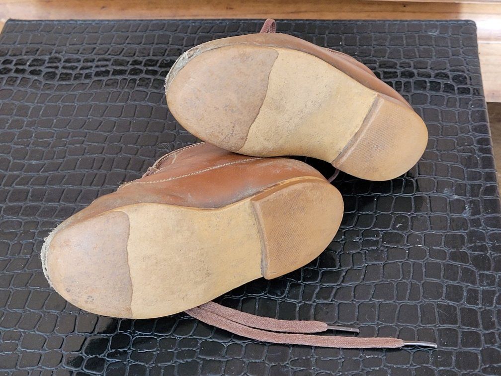 Alle Dekorationen: Antike Babyschuhe – Gebraucht aus Kreuzlingen von glo_yg6c 1