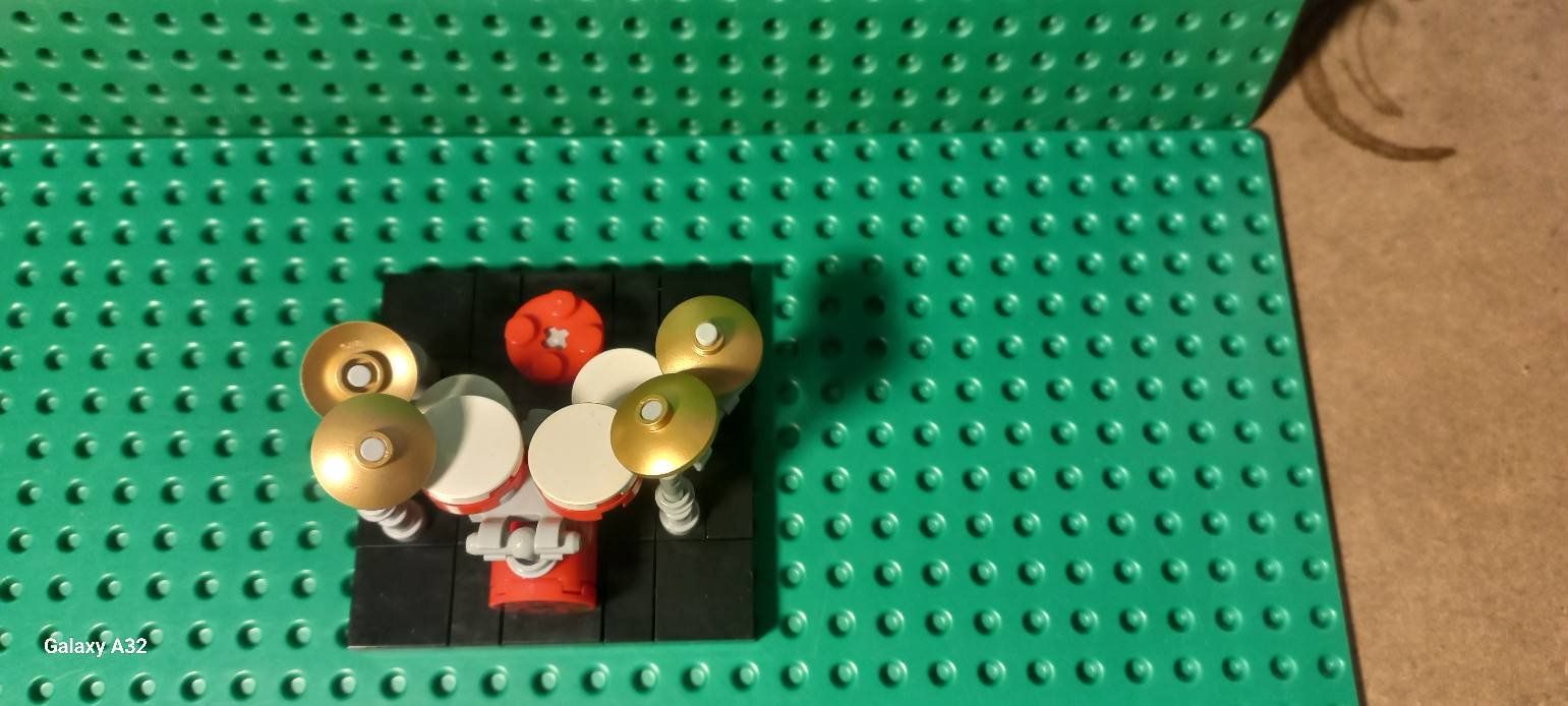 Lego Giocattoli: La Batterie Lego – Usato da La tour de treme venduto da Legocreation82 2