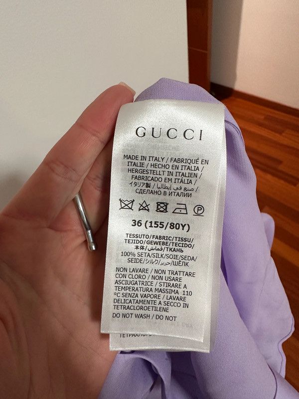 Gucci Camicette: Gucci blouse lilac 36 – Nuovo e nell'imballaggio originale da Kilchberg ZH venduto da cruella 7