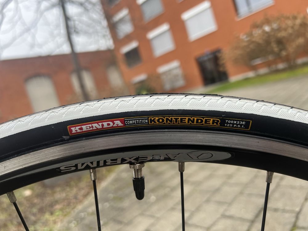 Bike Giant FCR ausgezeichneter Zustand 7