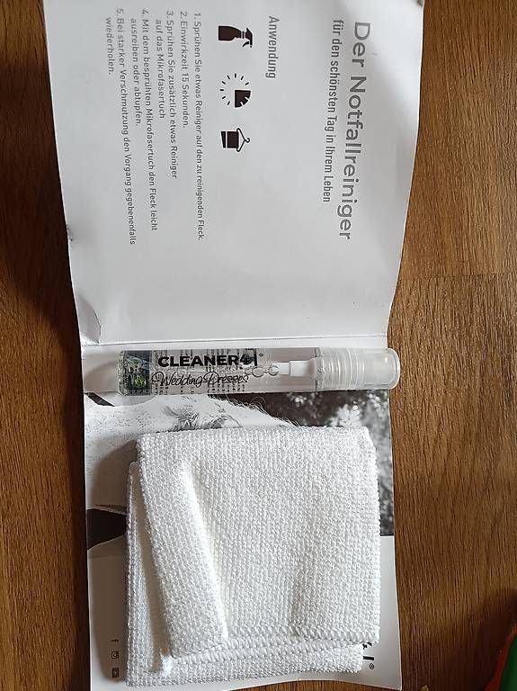 Prodotti di pulizia: Hochzeitskleid Reiniger – Nuovo e nell'imballaggio originale da Kandersteg venduto da Anna0151 1