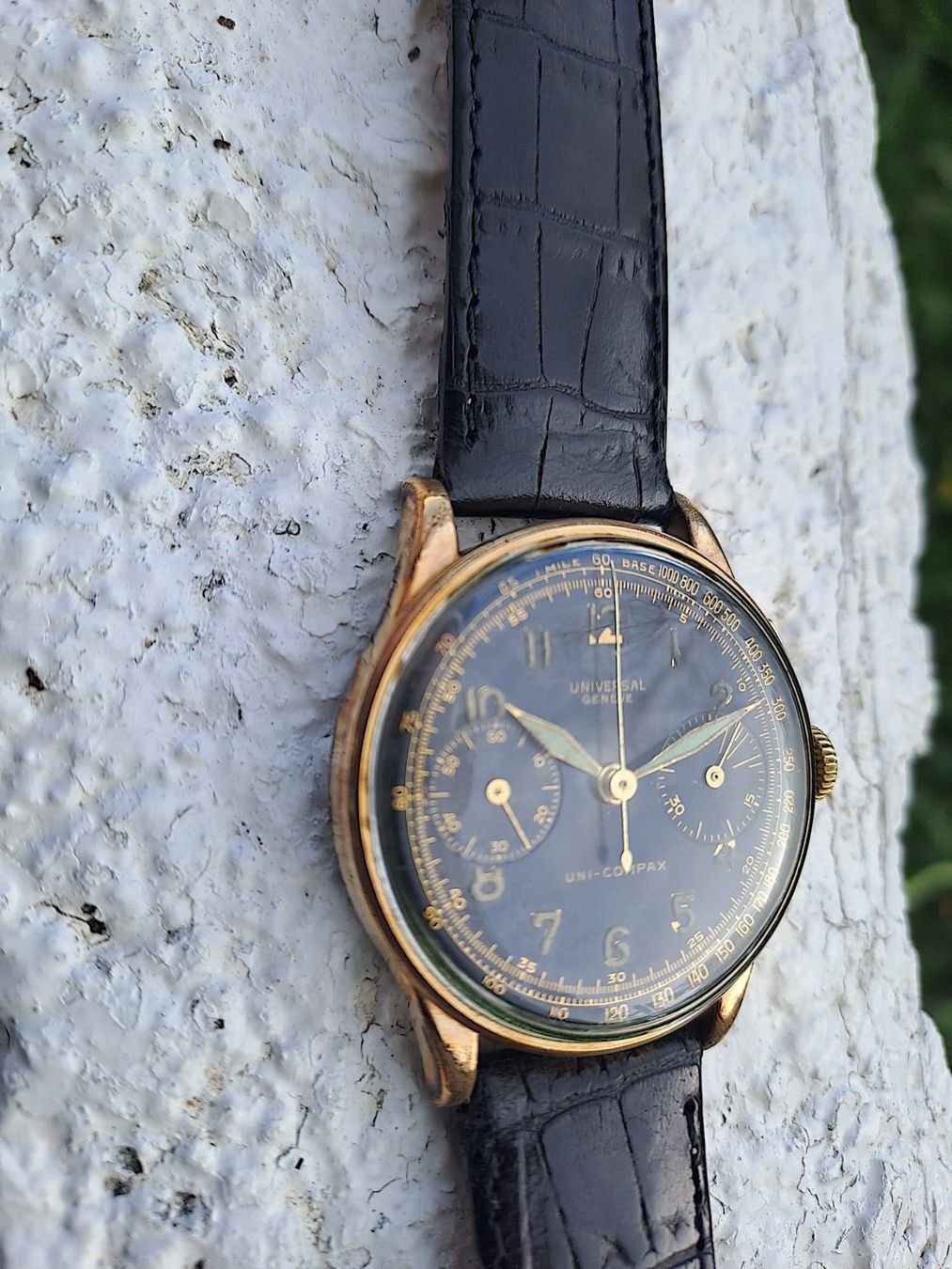 Universal Genève Orologi: Universal Genève Vintage – Usato da La Neuveville venduto da austinpowers70 6