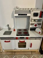 Spielküche mit viel Zubehör