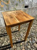 hoher Holztisch Bartisch