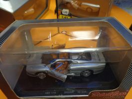 Jaguar XJ 220  1:43 (mit Box) Detail-Cars  > (W6)