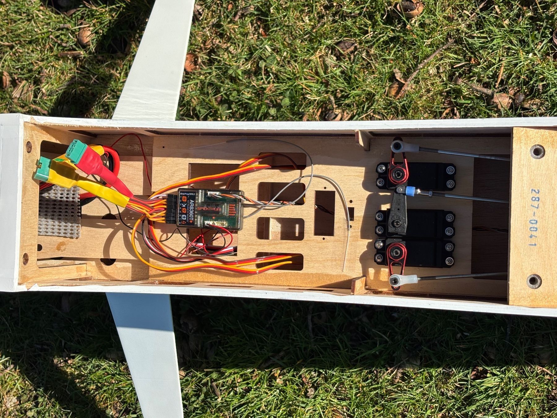 E-Flite Modellismo RC: Hangar 9 Ultra Stick 30cc Spw.2'060mm mit T-Motor AM670 – Usato da Neuenegg venduto da Puerror 8