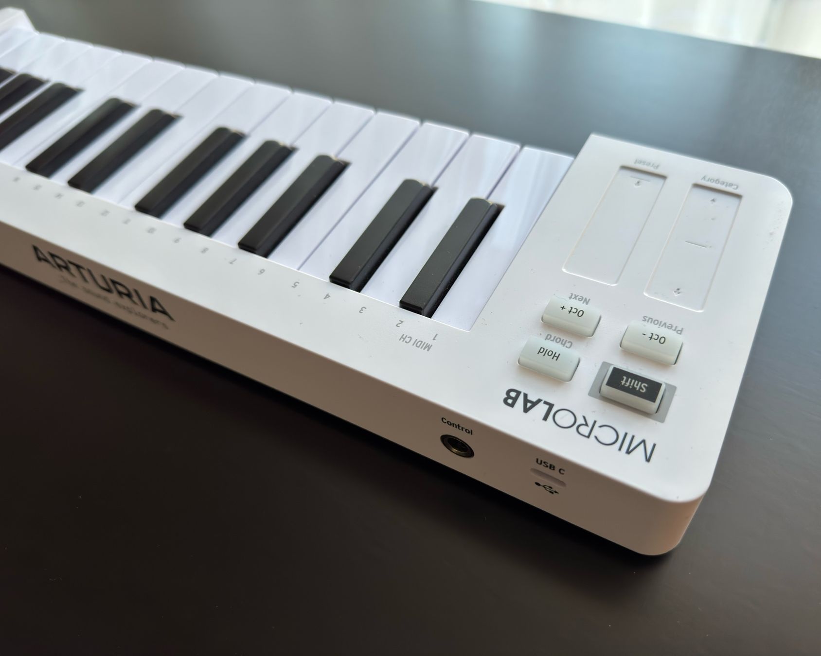 Arturia Strumenti musicali: Arturia MicroLab mk3 Controller Keyboard – Usato da Basel venduto da 7ber 3