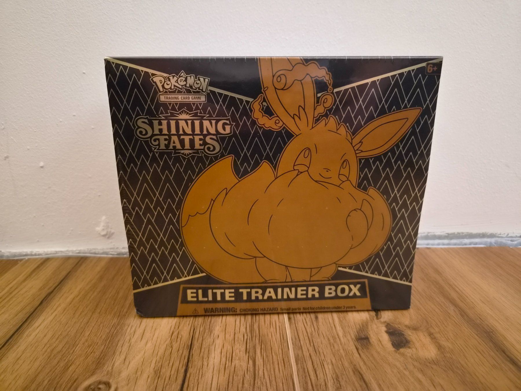 Pokémon Carte collezionabili: Pokemon - Shining Fates - Elite Trainer Box – Nuovo e nell'imballaggio originale da Lostorf venduto da HappyFlohmarkt