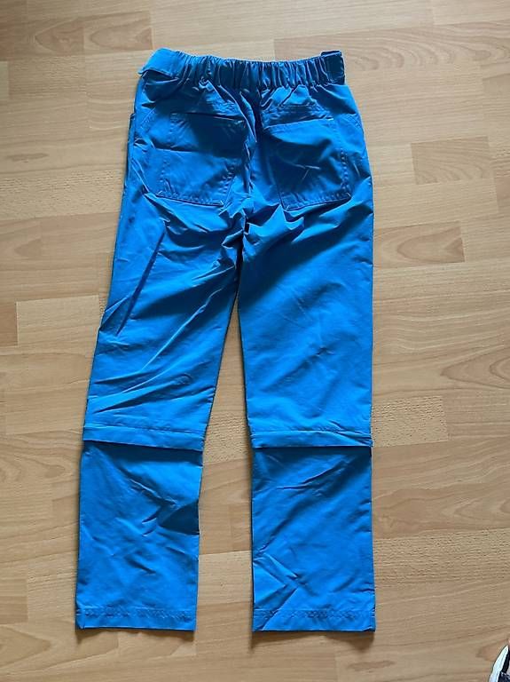 Pantaloni: Jako-o zippbare Wanderhose, Grösse 146, hellblau – Usato da Bern venduto da gugga_73 1