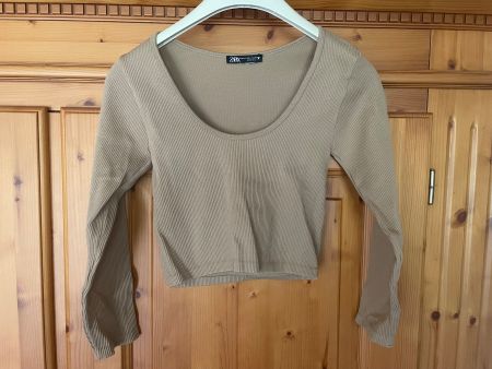 ZARA TOP / SHIRT - BEIGE - BAUCHFREI - GRÖSSE M/L