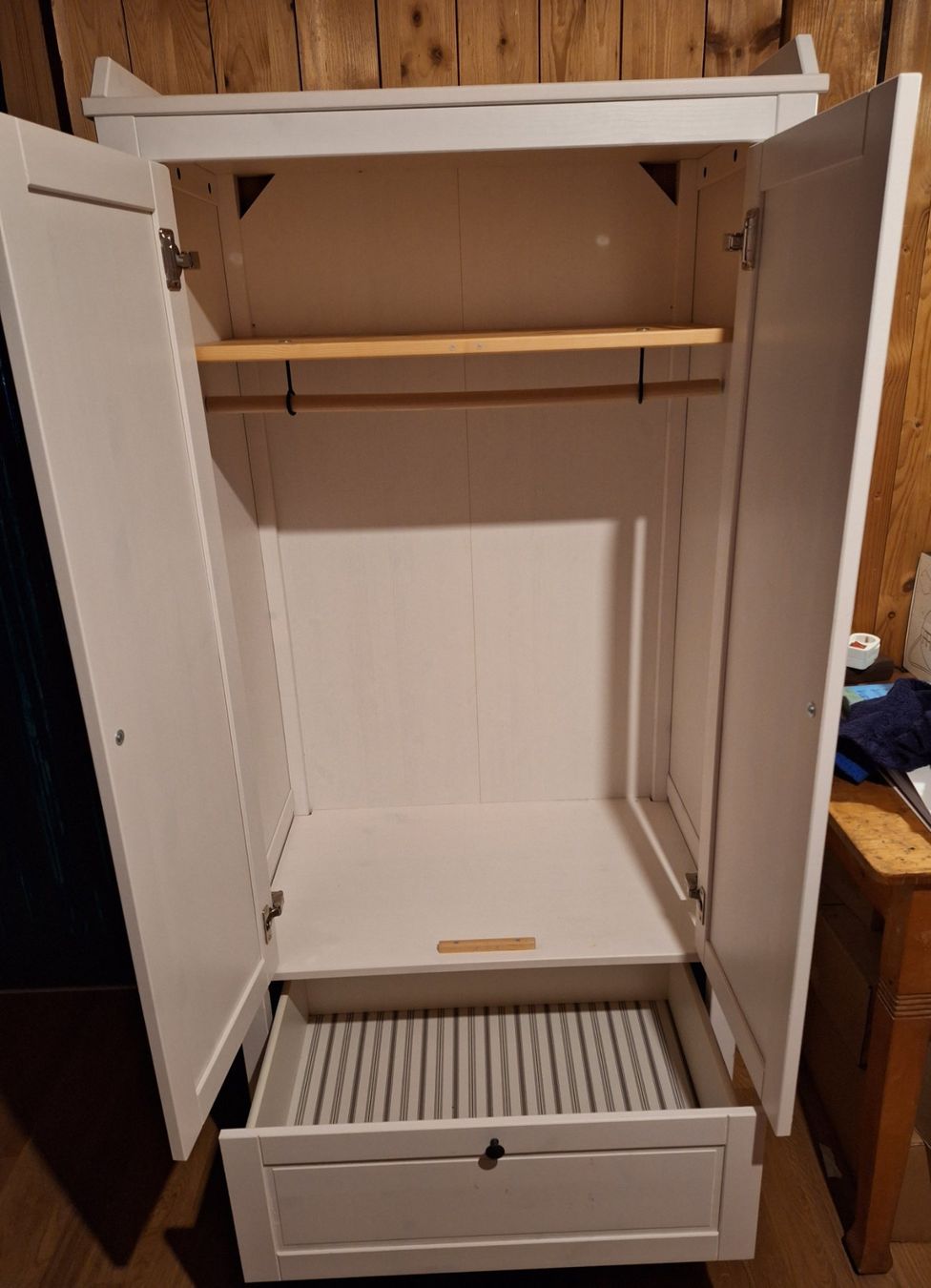Ikea Schränke: Ikea Kleiderschrank SUNDVIK weiss – Gebraucht aus Gipf-Oberfrick von Harfenisa 1