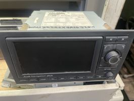 Audi A4 B6/B7 Navigation Plus Serie 192