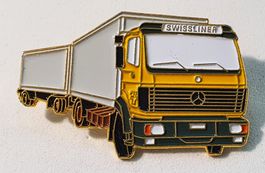 AA816 - Pin Mercedes Swissliner PTT Postlastwagen & Anhänger