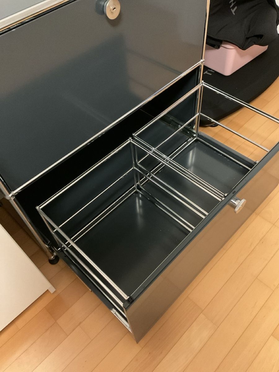 USM Scaffali: USM Haller Regal anthrazitgrau  – Usato da Wil SG venduto da Pebbles08 2