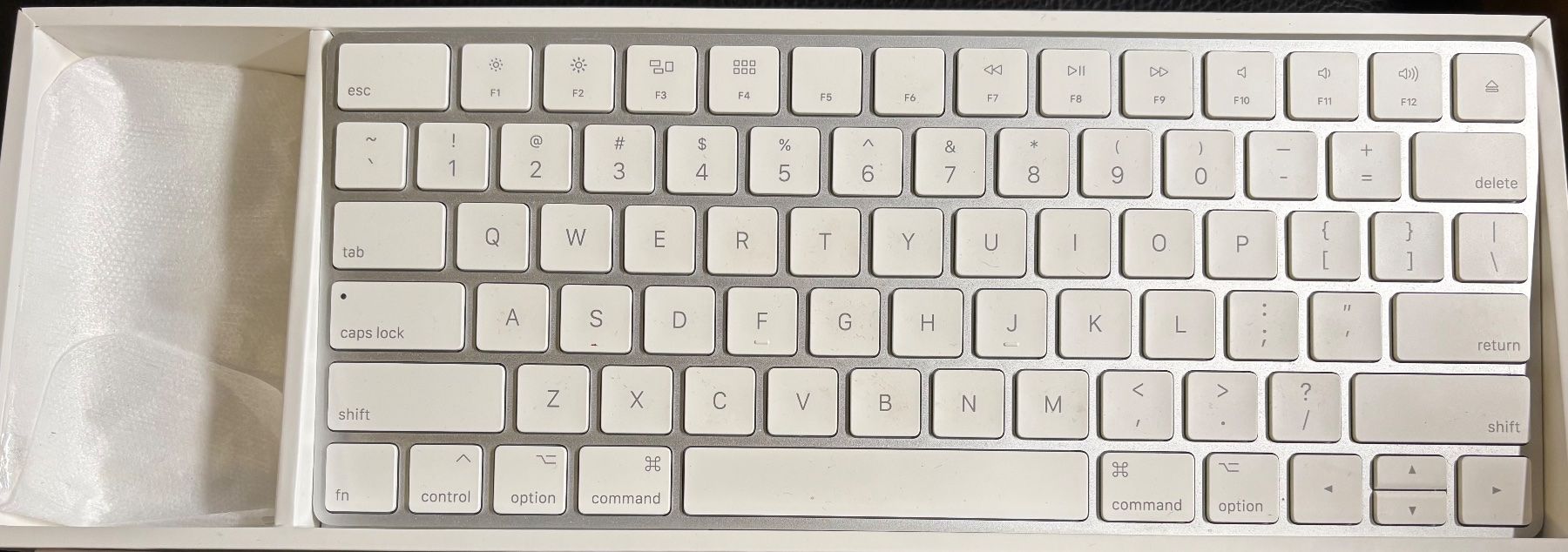 Tastiere: Apple Magic Keyboard mit Ziffernblock (English)- Neu – Nuovo e nell'imballaggio originale da Riehen venduto da pripri73