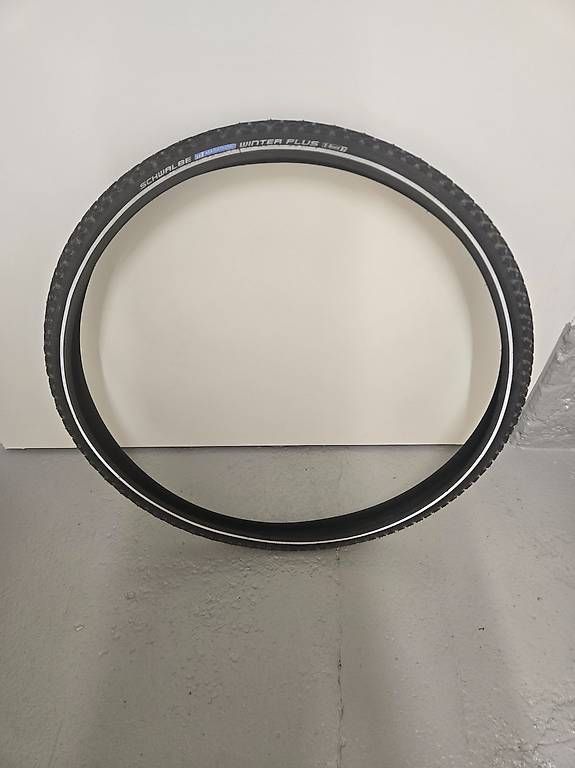 Schwalbe Pneumatici & Ruote complete: 42-622 Schwalbe Marathon Winter Plus – Usato da Spiez venduto da Wanja67 1