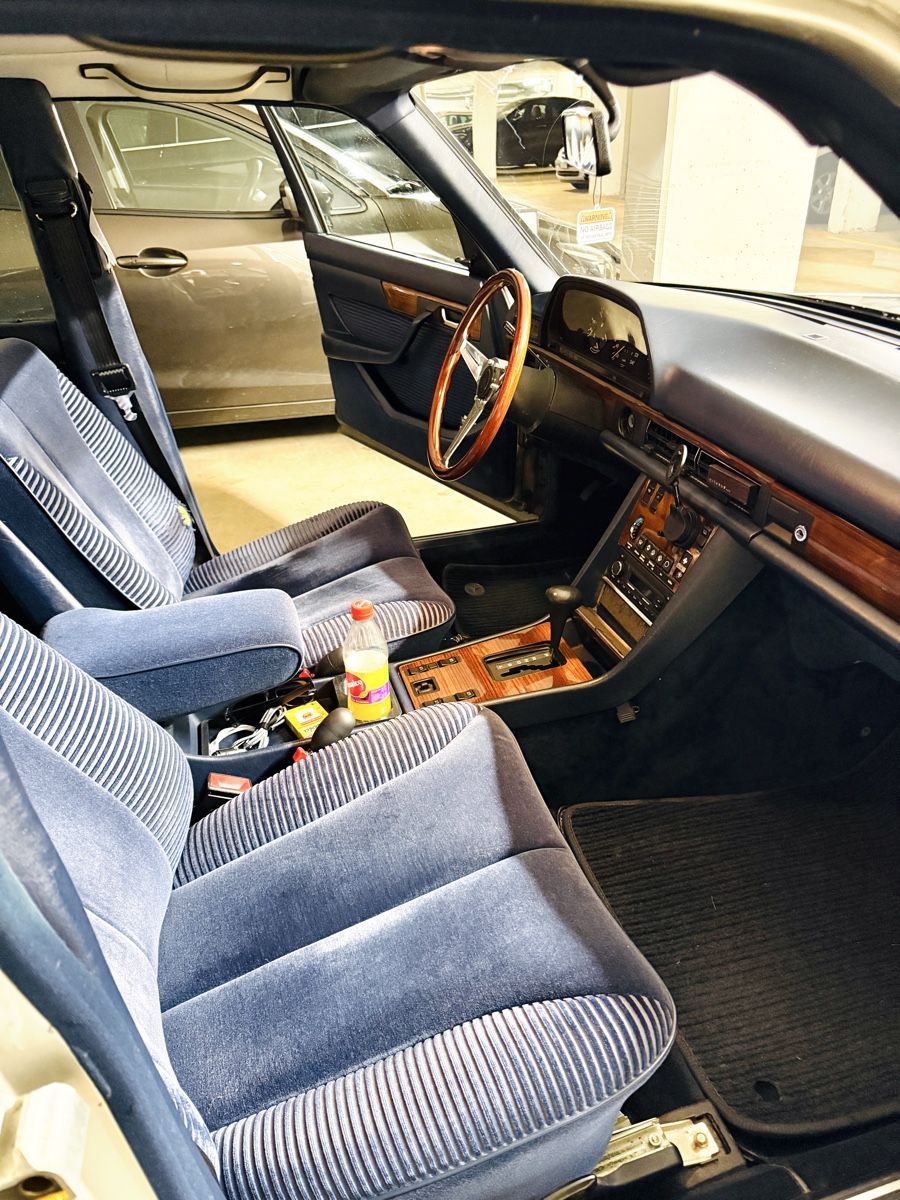 Mercedes-Benz Automobili: Mercedes 380 SE W126 – Usato da Eschenz venduto da Malex1 5
