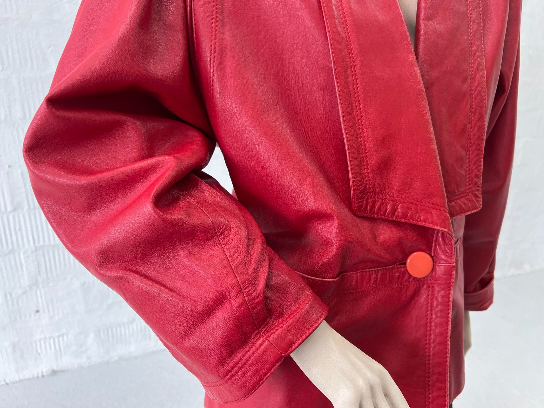 Giacche: Vintage 80er Jahre Leder-Jacke – Usato da Walzenhausen venduto da stilvollwohnen 3