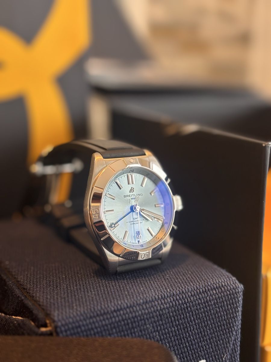 Breitling Orologi: Breitling Chronomat GMT platinum blue – Usato da Genève venduto da SultansOfTone