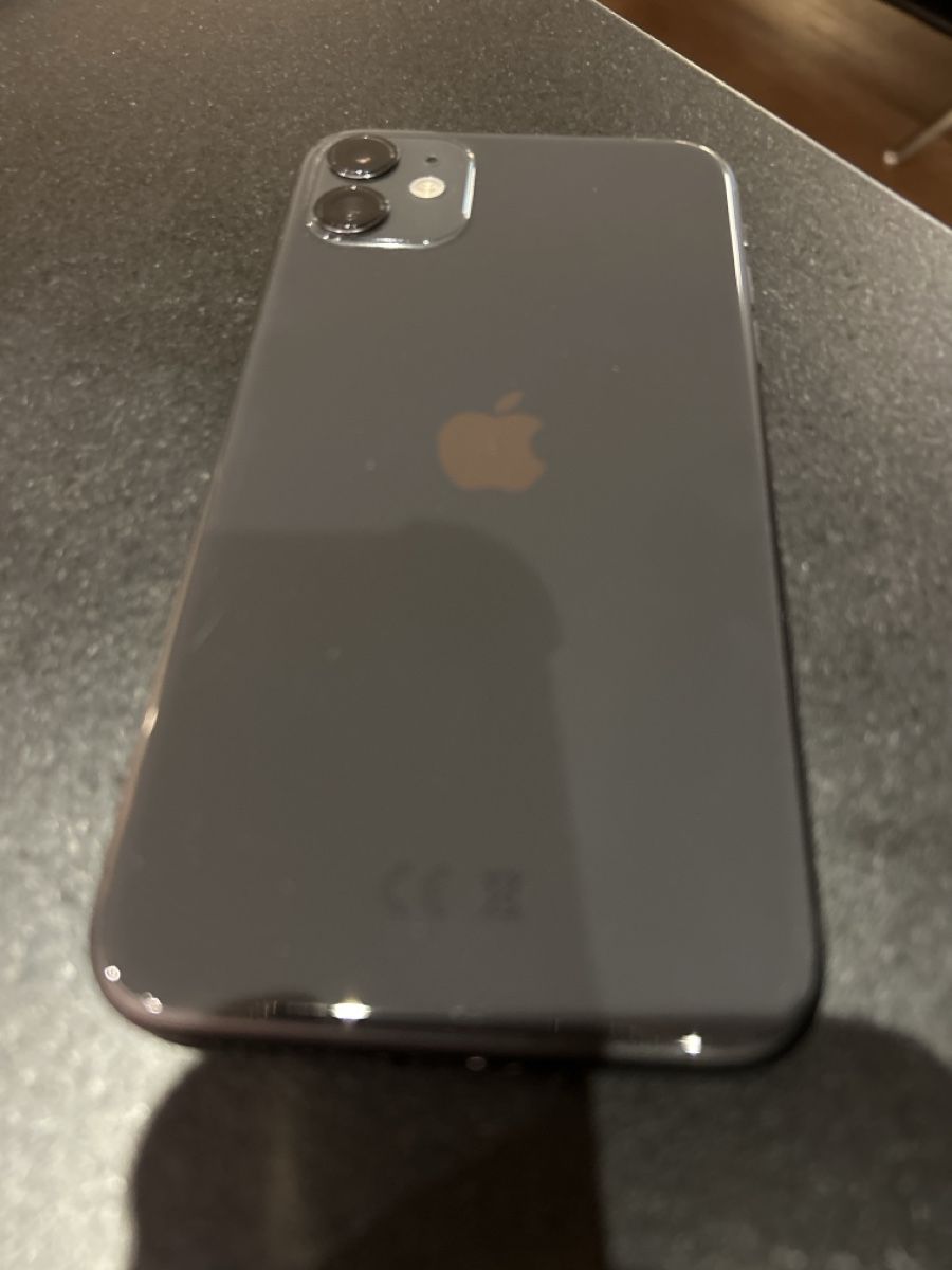 Apple Handys / Smartphones: iPhone 11 128gb – Gebraucht aus Frenkendorf von Balou2018 1
