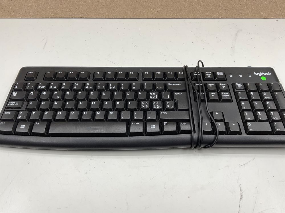 Logitech Tastatur funktioniert noch Kaufen auf Ricardo