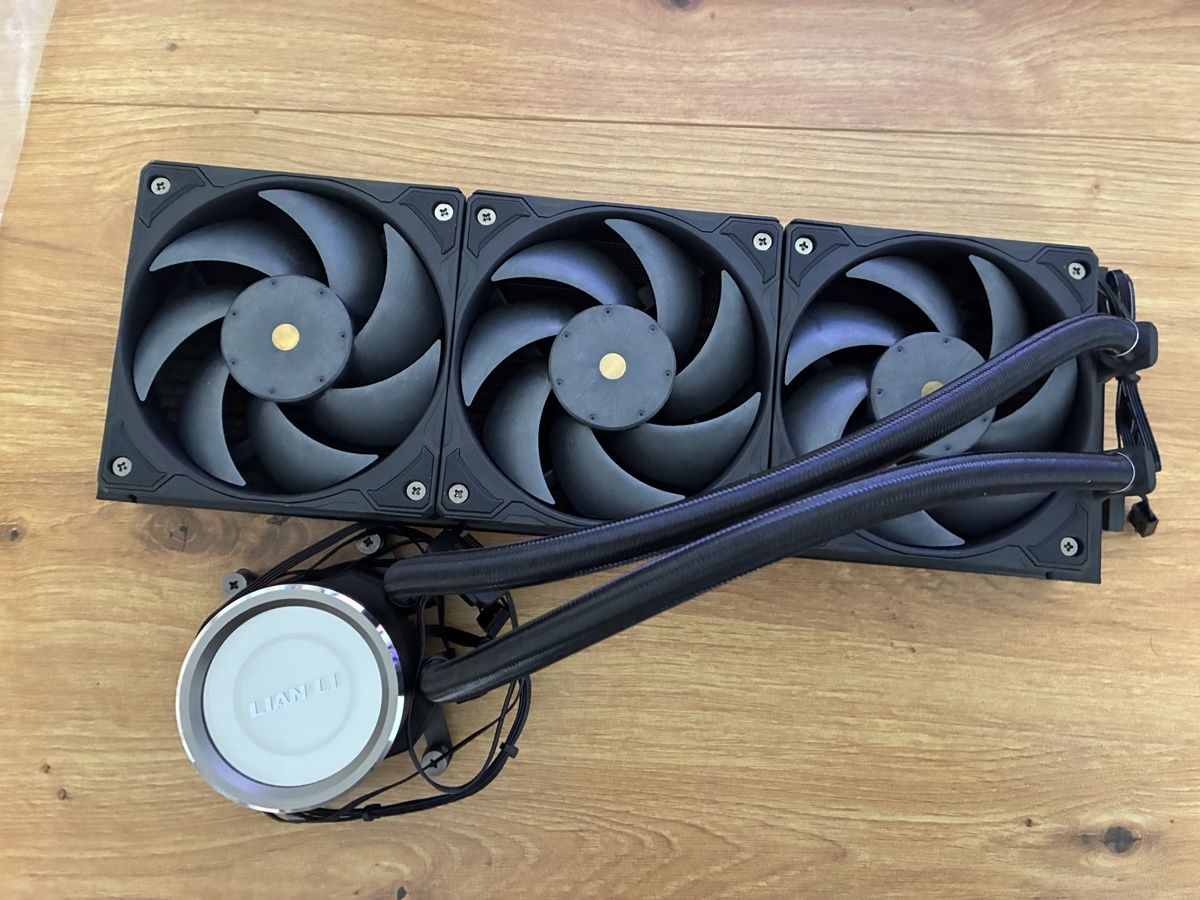 Lian Li PC: Lian-Li Galahad II Trinity Performance 360 – Usato da Aesch BL venduto da SqueezY129 2