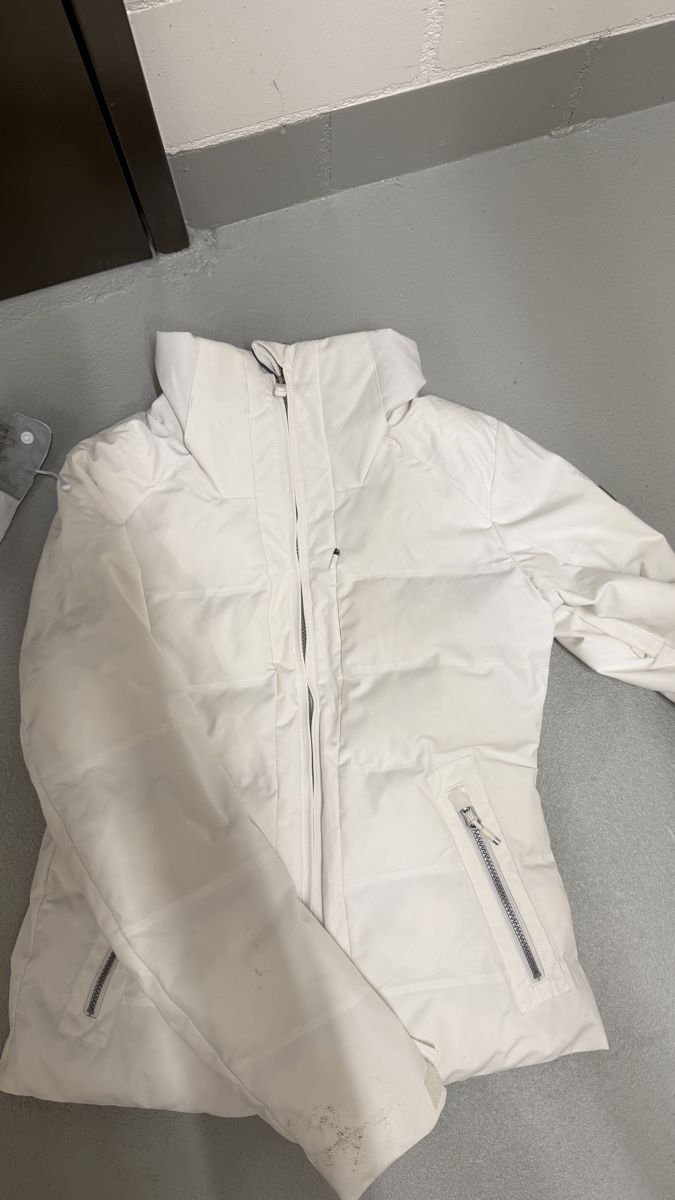 Roxy Jacken: Roxy Winterjacke – Gebraucht aus Pfäffikon ZH von iva_7ktw 2